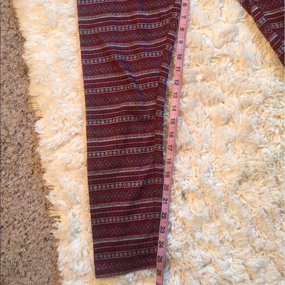 Fab'rik Red Print Aztec Leggings - Picture 3 of 6